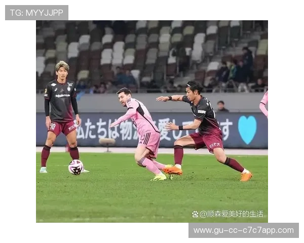 丑陋足球明星如何凭实力征服赛场与球迷心中的完美形象